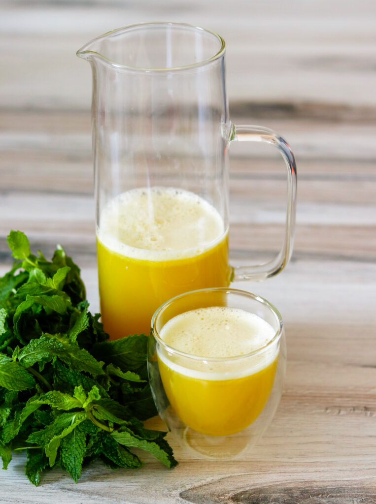 Pineapple Mint Juice by Diverse Dinners